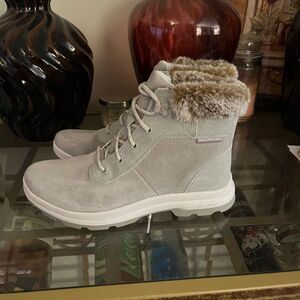 Women's Gray Fur-Lined Boots Ryka size 10 W